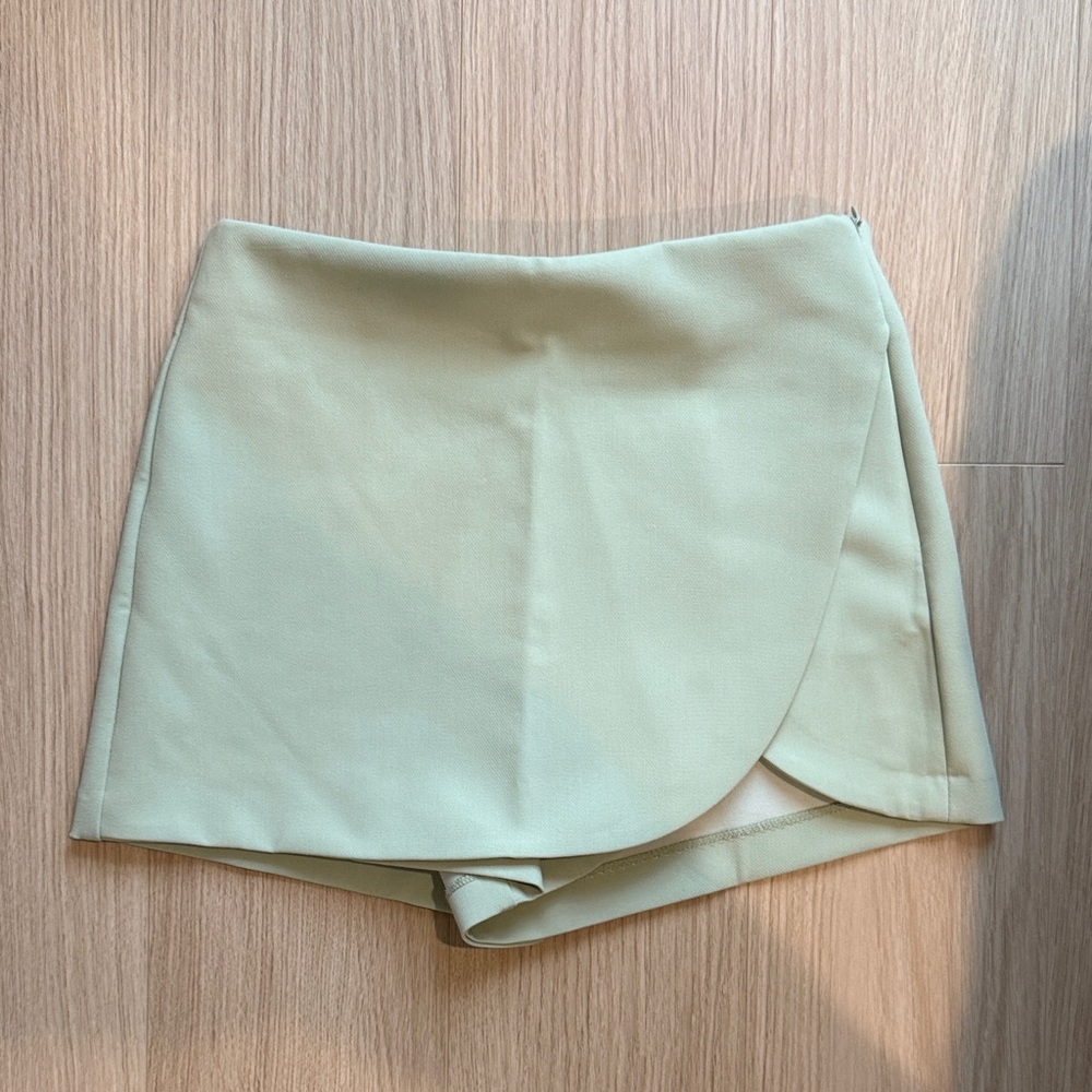 Zara Light Green Skort